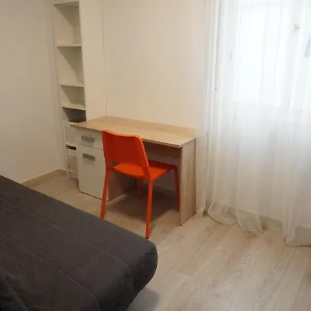 Delfin Apartment *